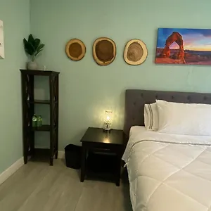  Гостевой дом Hudson Homes